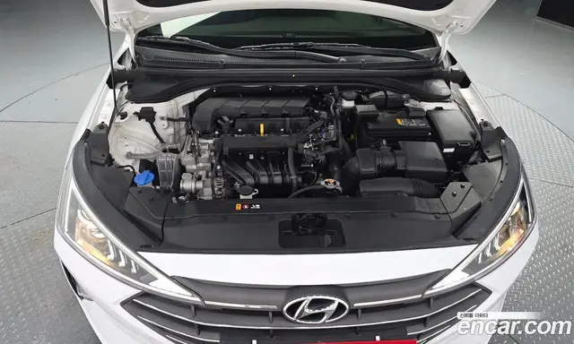 Hyundai Avante 2019 1.6 автомат (гидро), миниатюра 6
