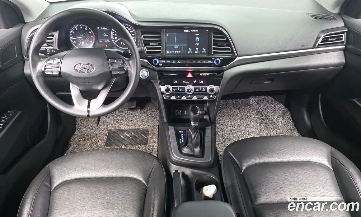 Hyundai Avante 2019 1.6 автомат (гидро), фото 10