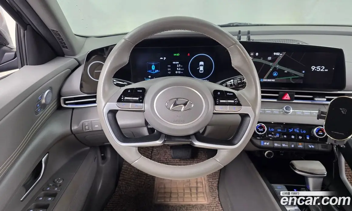 Hyundai Avante 2022 1.6 автомат (гидро), фото 13