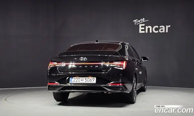 Hyundai Avante 2022 1.6 автомат (гидро), миниатюра 4