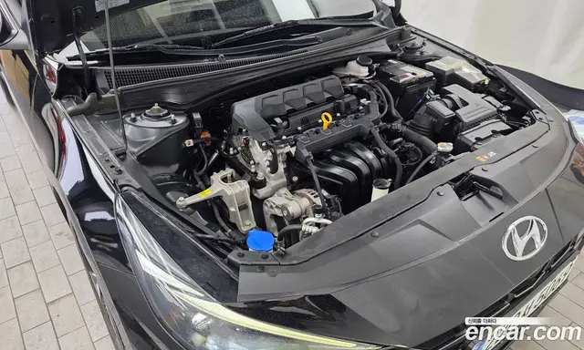 Hyundai Avante 2022 1.6 автомат (гидро), миниатюра 6