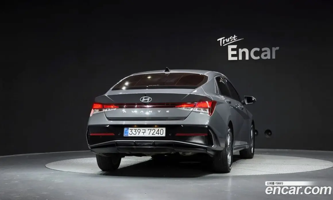 Hyundai Avante 2025 1.6 автомат (гидро), фото 4