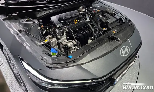 Hyundai Avante 2025 1.6 автомат (гидро), миниатюра 6