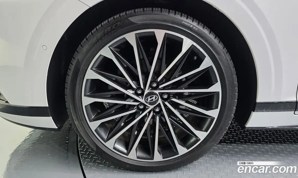 Hyundai Grandeur 2025 2.5 автомат (гидро), фото 5