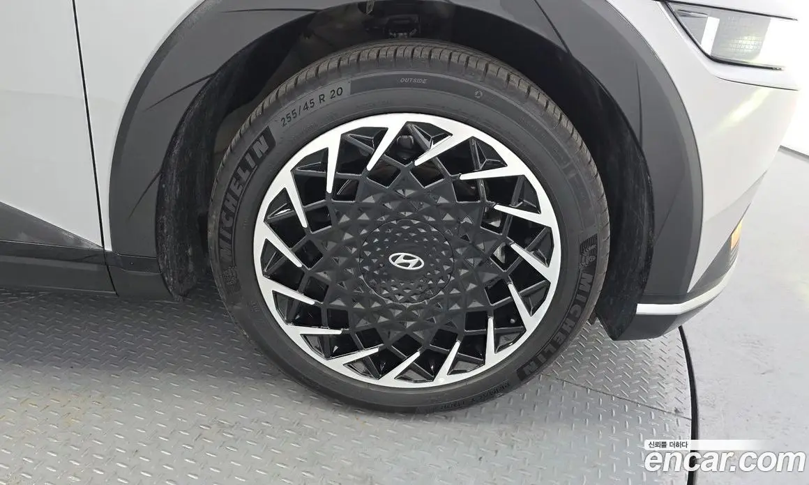 Hyundai Ioniq 5 2023 0.1 автомат (гидро), фото 7