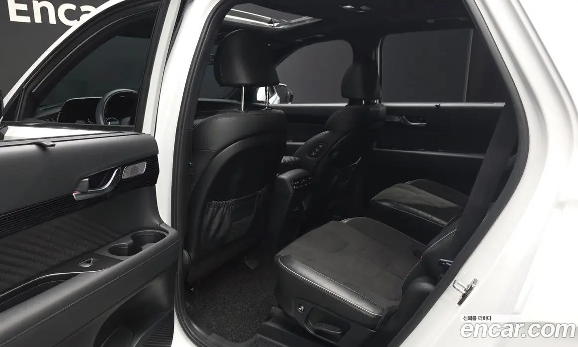 Hyundai Palisade 2023 3.8 автомат (гидро), фото 17