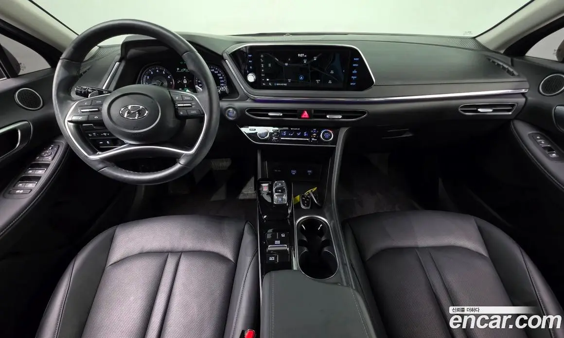 Hyundai Sonata 2022 2.0 автомат (гидро), фото 7