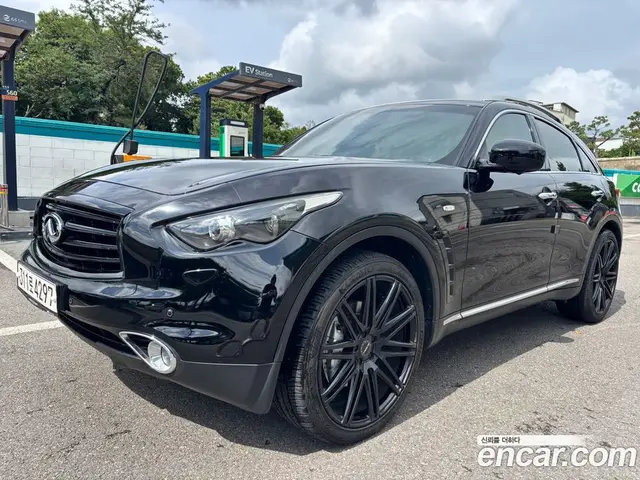 Infiniti QX70, 2014, 133 340 км