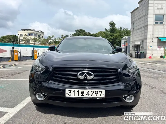 Infiniti QX70 2014 3.0 автомат (гидро), миниатюра 3