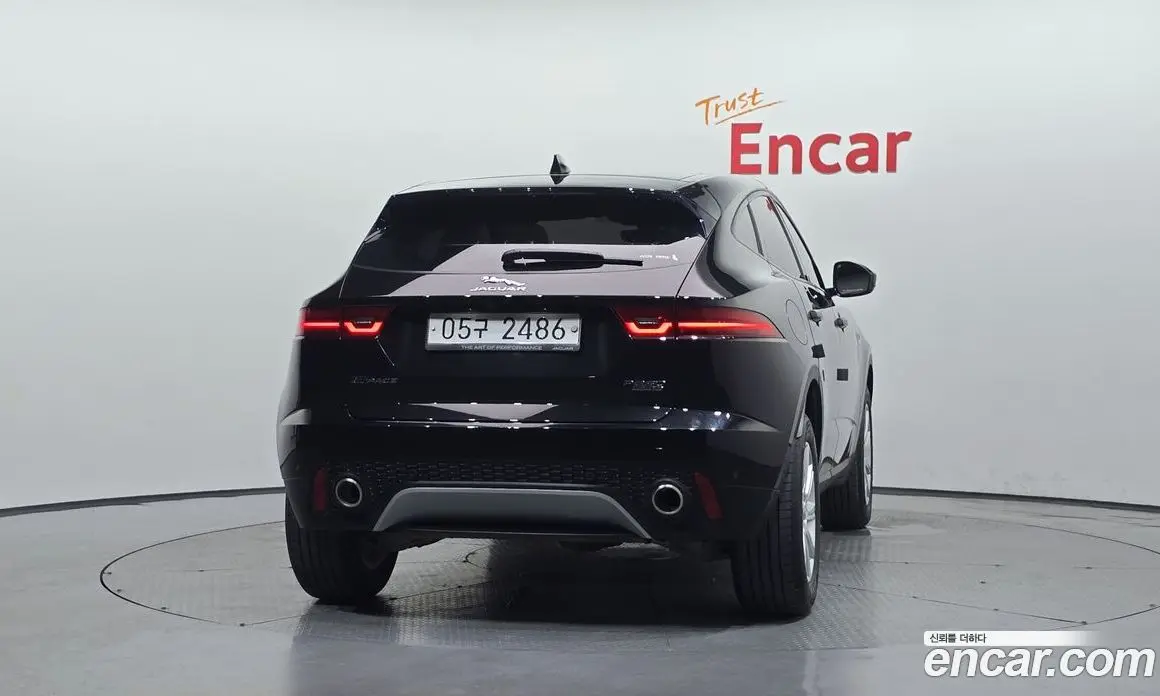 Jaguar E-Pace 2018 2.0 автомат (гидро), фото 4