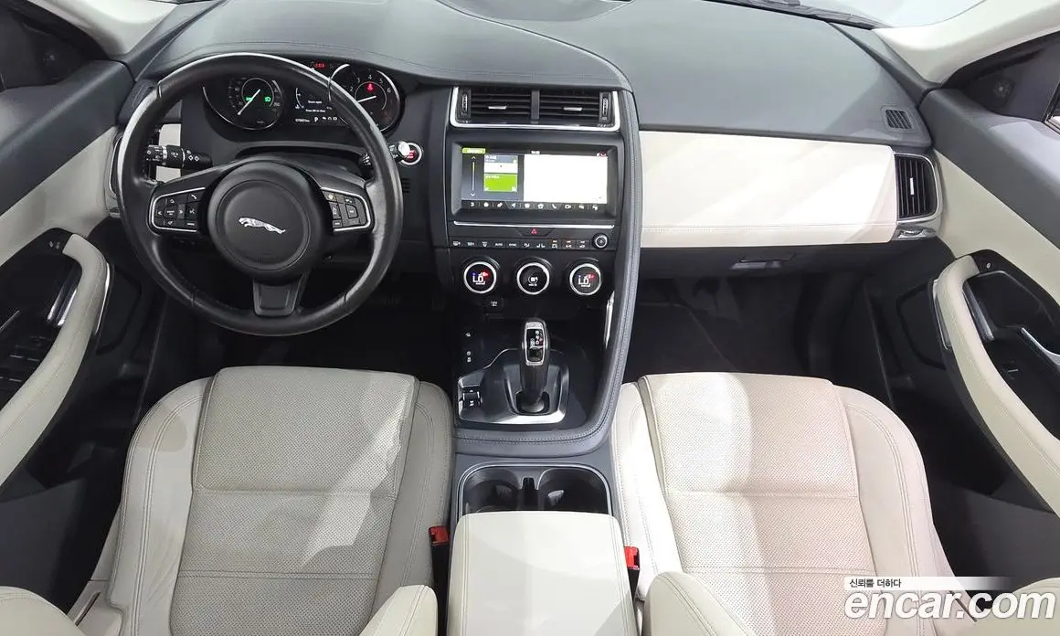 Jaguar E-Pace 2018 2.0 автомат (гидро), фото 10