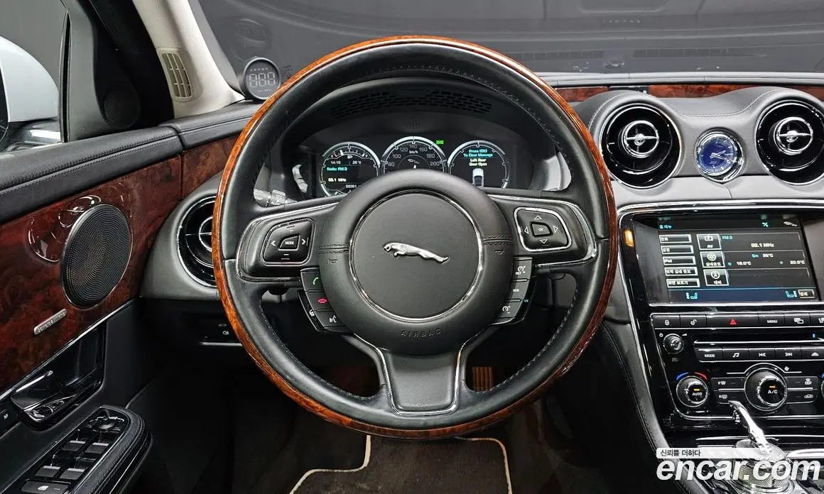Jaguar XJ 2012 3.0 автомат (гидро), фото 13