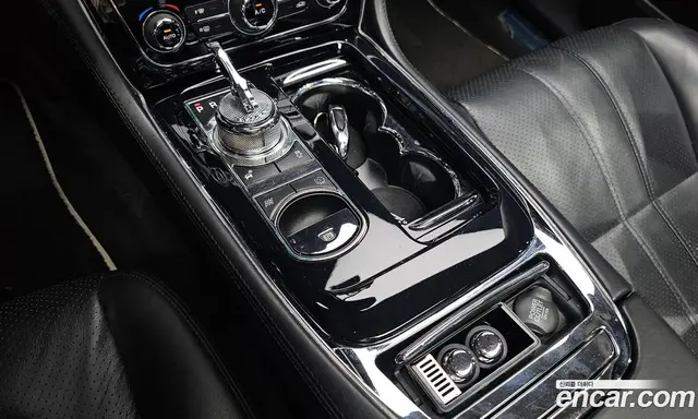 Jaguar XJ 2012 3.0 автомат (гидро), миниатюра 9