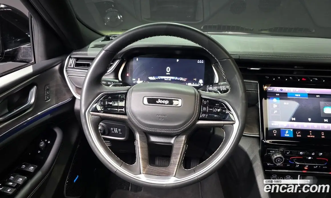 Jeep Cherokee 2023 3.6 автомат (гидро), фото 13