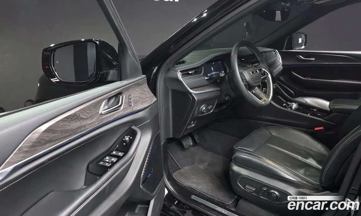Jeep Cherokee 2023 3.6 автомат (гидро), фото 10