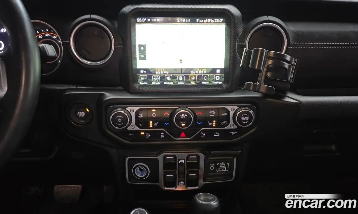 Jeep Wrangler 2022 2.0 автомат (гидро), фото 15