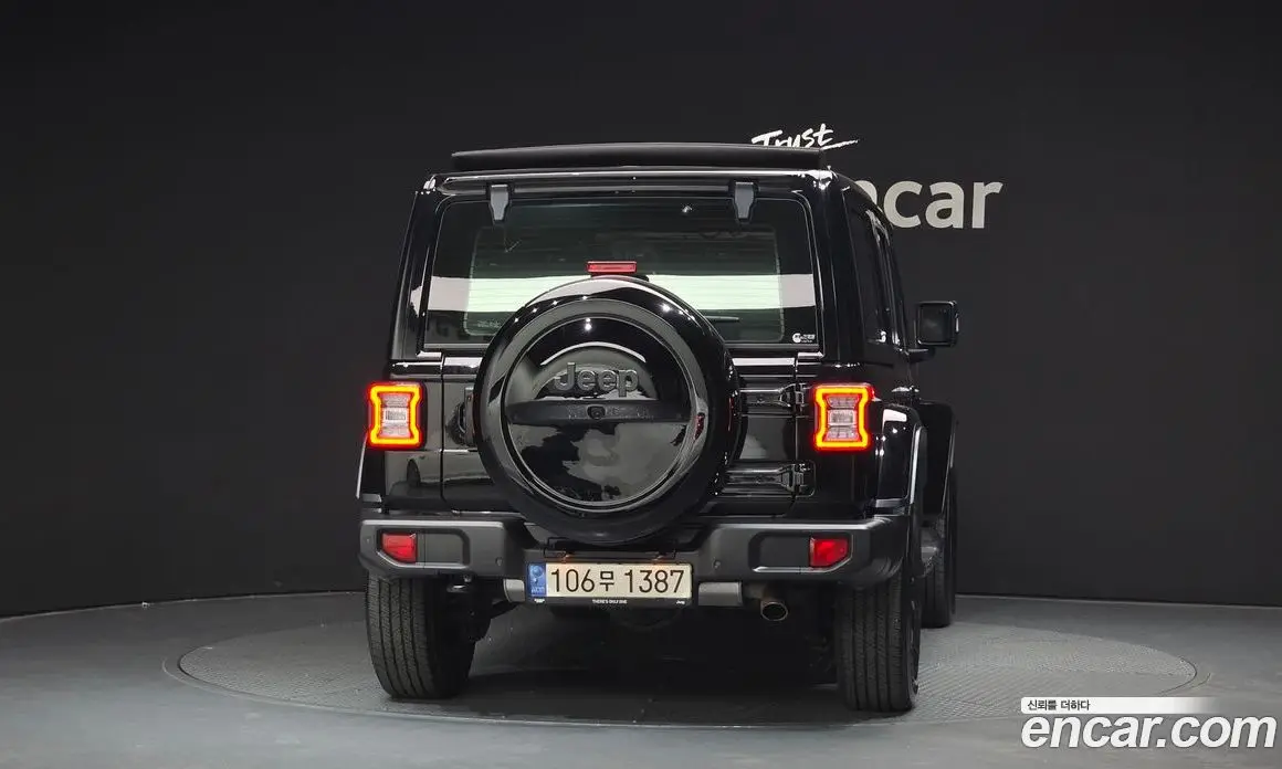 Jeep Wrangler 2022 2.0 автомат (гидро), фото 4