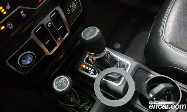 Jeep Wrangler 2022 2.0 автомат (гидро), миниатюра 9