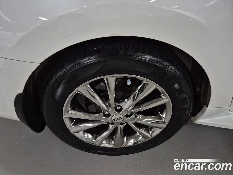 Kia Carnival 2019 2.2 автомат (гидро), фото 9