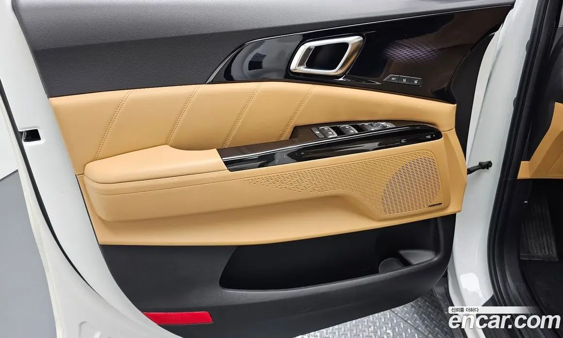 Kia Carnival 2022 2.2 автомат (гидро), фото 13