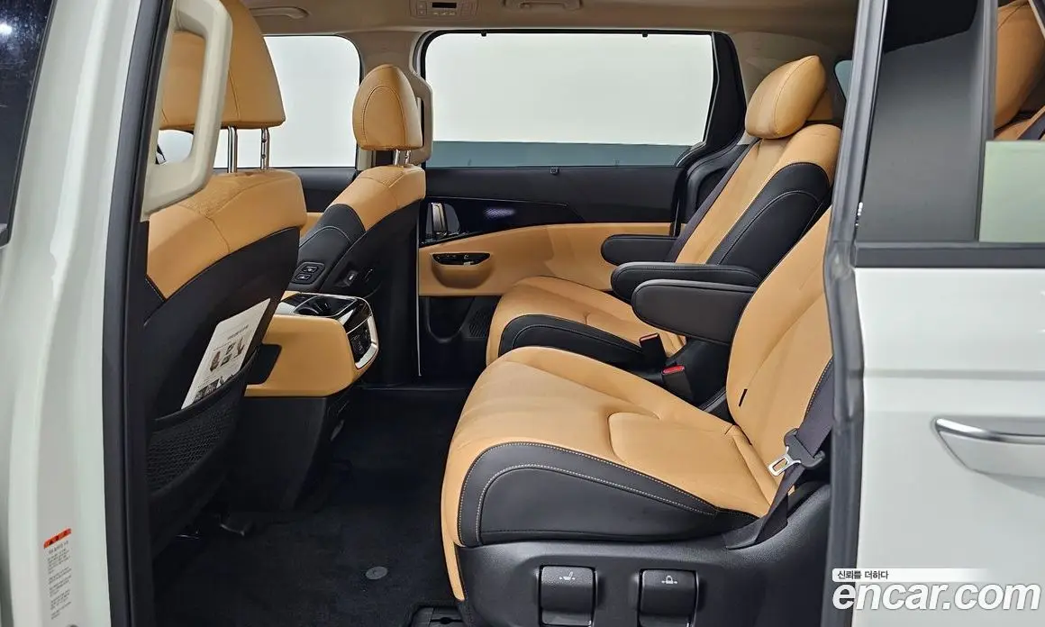 Kia Carnival 2022 2.2 автомат (гидро), фото 15