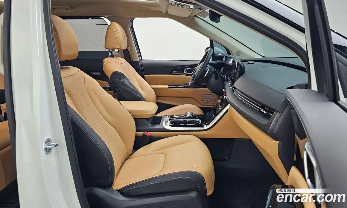 Kia Carnival 2022 2.2 автомат (гидро), фото 16