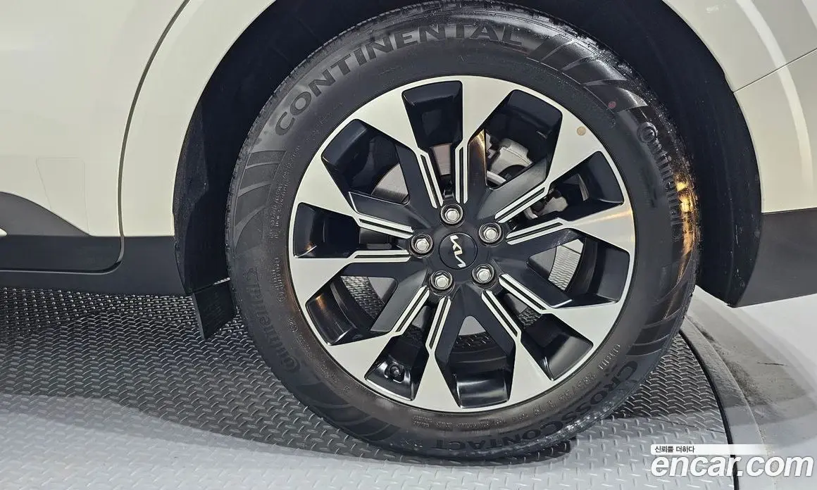 Kia Carnival 2022 2.2 автомат (гидро), фото 6