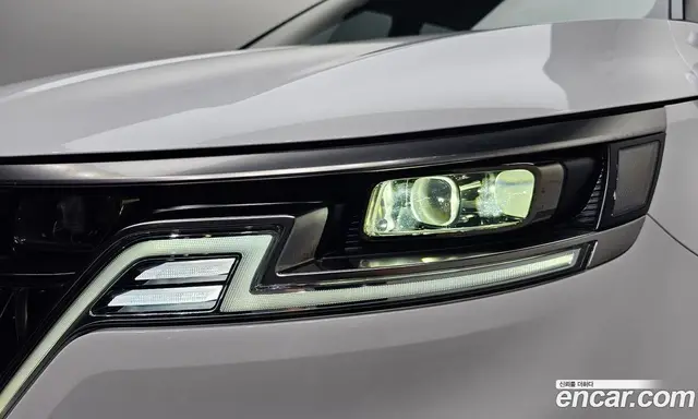 Kia Carnival 2022 2.2 автомат (гидро), миниатюра 7