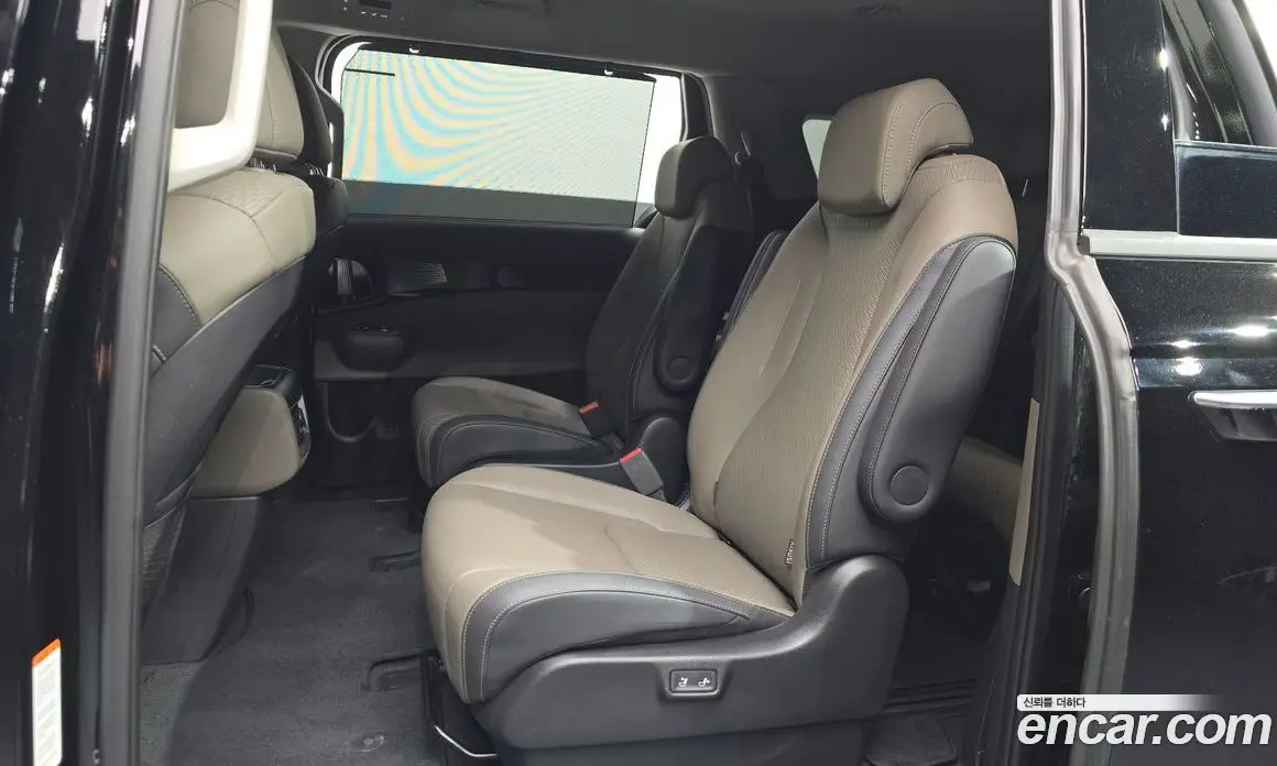 Kia Carnival 2024 1.6 автомат (гидро), фото 16