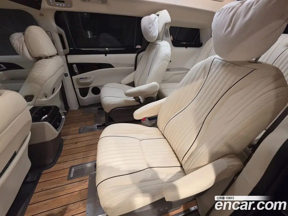 Kia Carnival 2024 1.6 автомат (гидро), фото 21