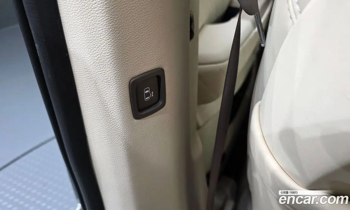 Kia Carnival 2024 1.6 автомат (гидро), фото 31