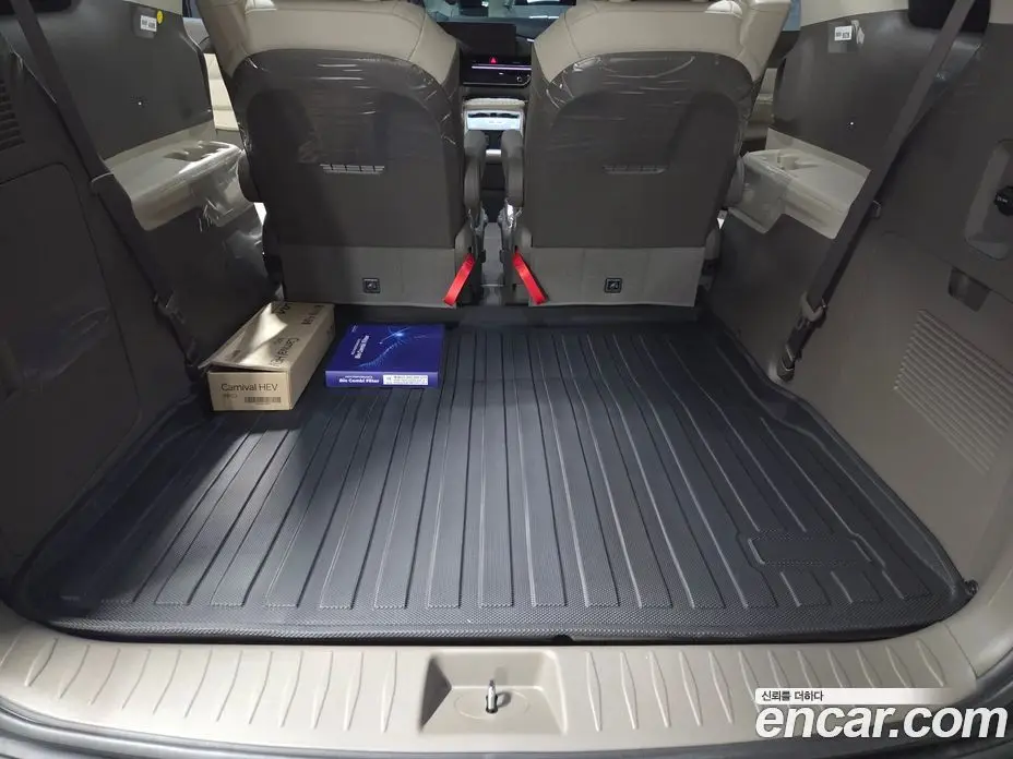 Kia Carnival 2025 1.6 автомат (гидро), фото 10