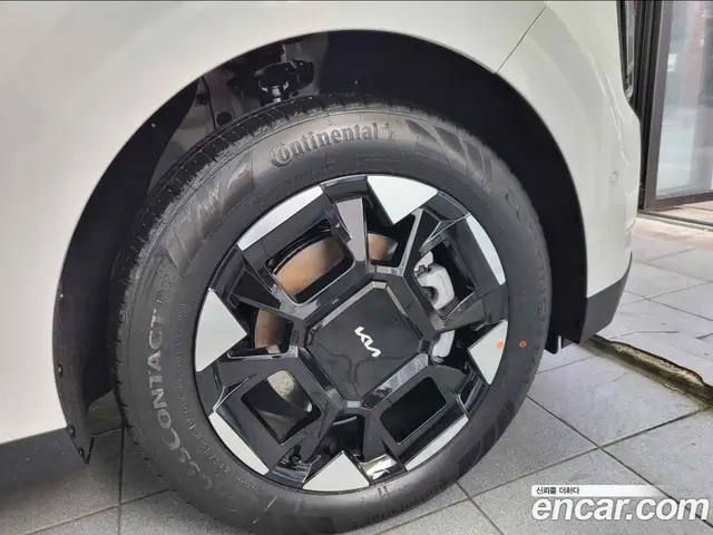 Kia Carnival 2025 1.6 автомат (гидро), миниатюра 6