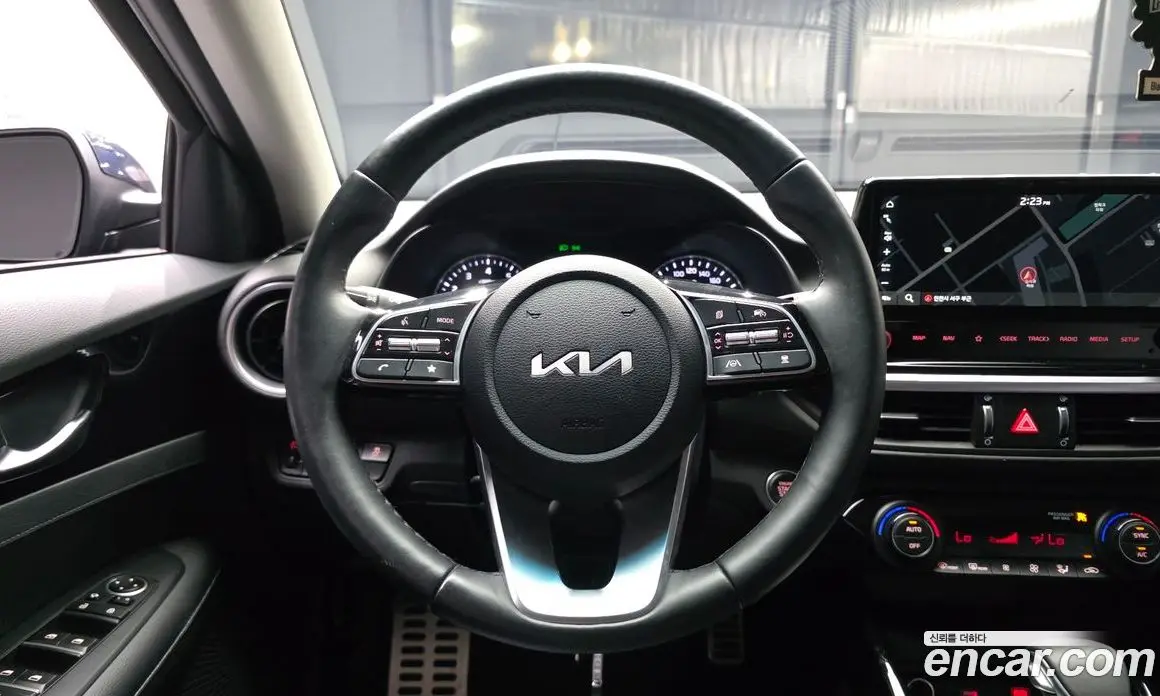 Kia K3 2024 1.6 автомат (гидро), фото 13
