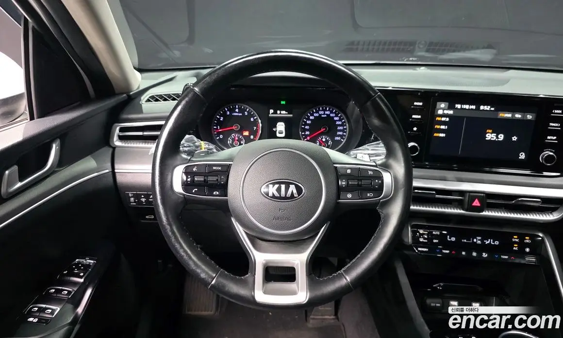 Kia K5 (Optima) 2020 2.0 автомат (гидро), фото 13