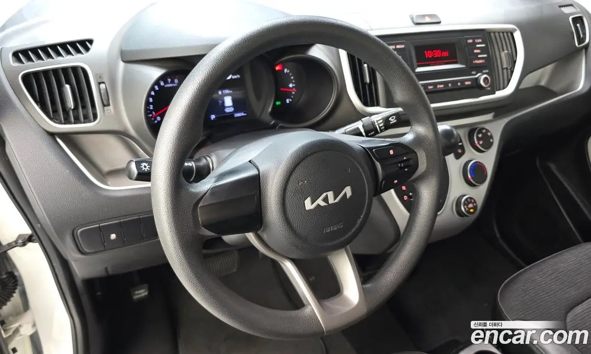 Kia Ray 2022 1.0 автомат (гидро), фото 20