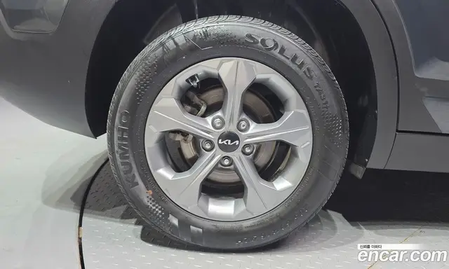 Kia Seltos 2023 1.6 автомат (гидро), миниатюра 5