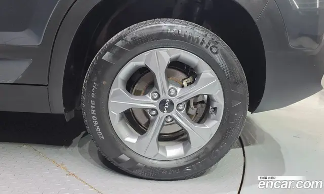 Kia Seltos 2023 1.6 автомат (гидро), миниатюра 7