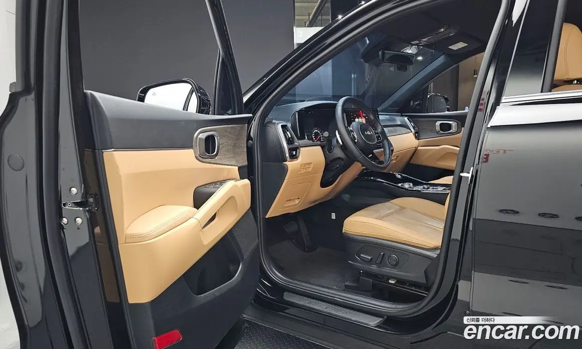 Kia Sorento 2023 1.6 автомат (гидро), фото 13