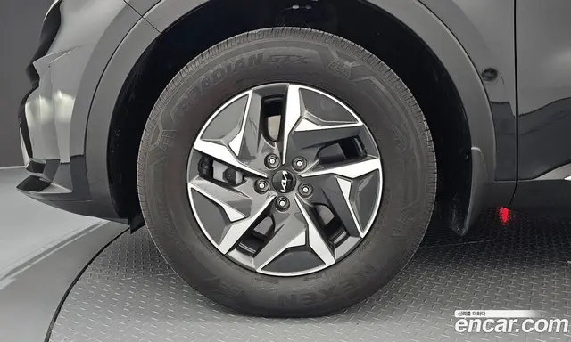 Kia Sorento 2023 1.6 автомат (гидро), миниатюра 5