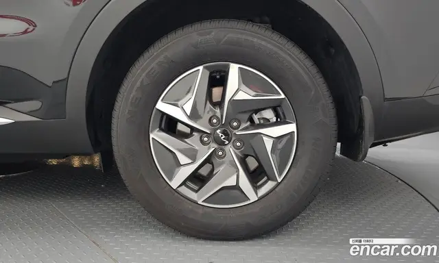 Kia Sorento 2023 1.6 автомат (гидро), миниатюра 7