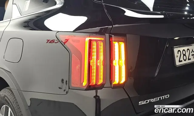 Kia Sorento 2023 1.6 автомат (гидро), миниатюра 9
