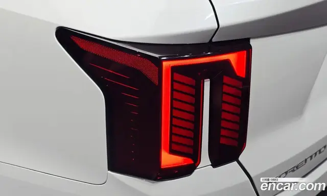 Kia Sorento 2024 1.6 автомат (гидро), миниатюра 9