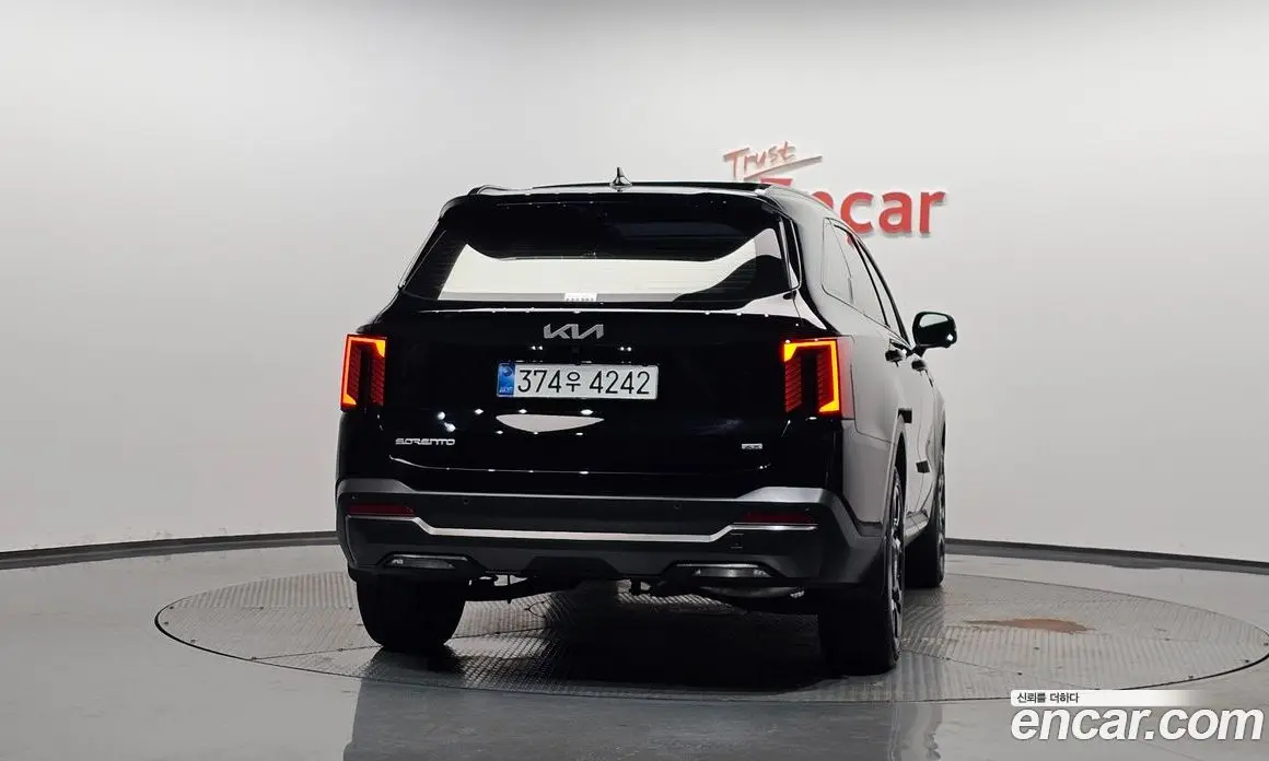 Kia Sorento 2025 2.2 автомат (гидро), фото 3