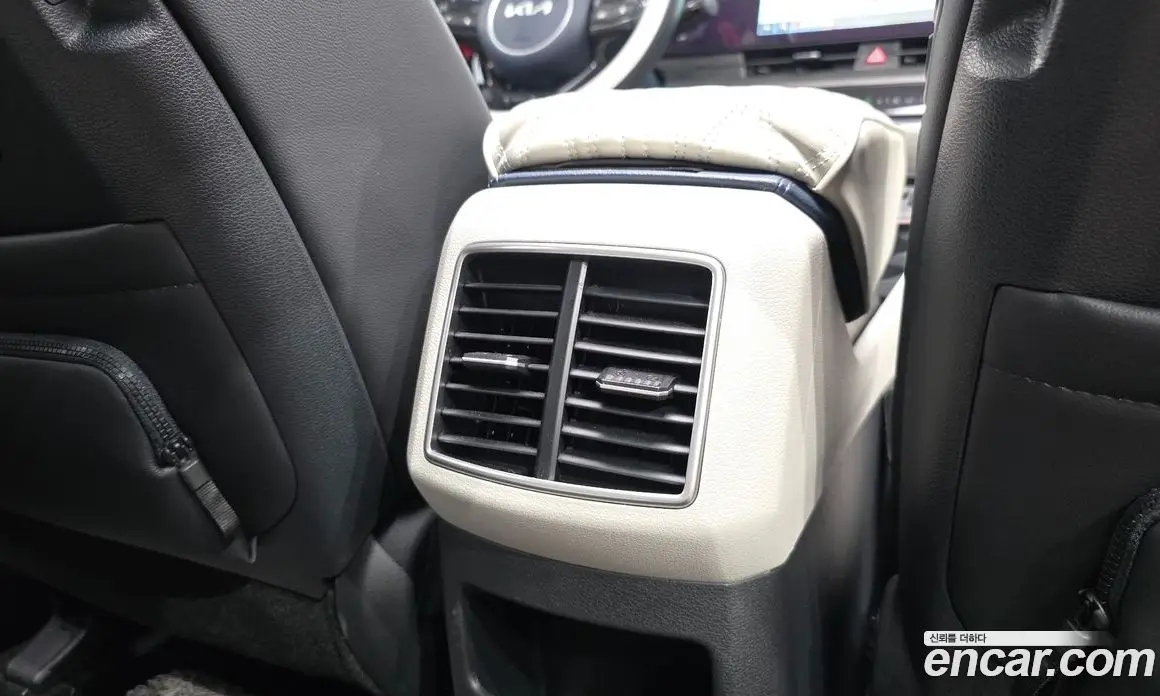 Kia Sportage 2023 1.6 автомат (гидро), фото 34