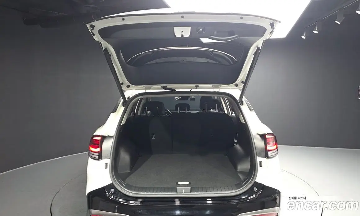Kia Sportage 2023 1.6 автомат (гидро), фото 25