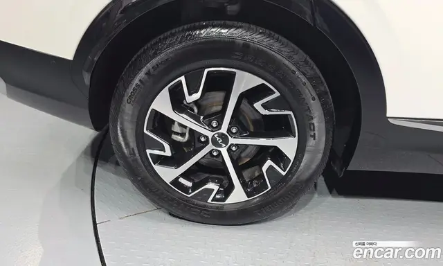 Kia Sportage 2023 1.6 автомат (гидро), миниатюра 4