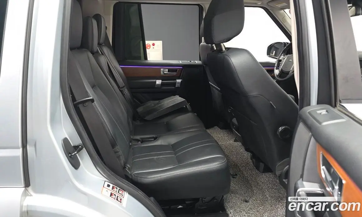 Land Rover Discovery 2014 3.0 автомат (гидро), фото 12