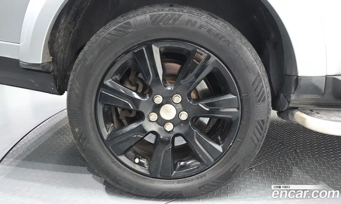 Land Rover Discovery 2014 3.0 автомат (гидро), фото 5