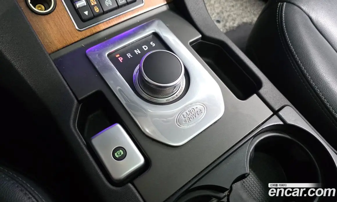 Land Rover Discovery 2014 3.0 автомат (гидро), фото 9